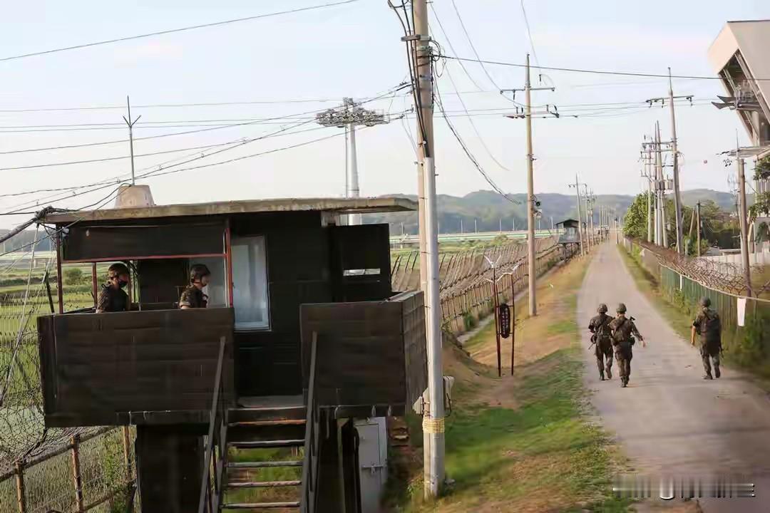 日本为何单单对朝鲜感到束手无策？是因为核威胁吗？不，答案可能恰恰相反。正是因为朝