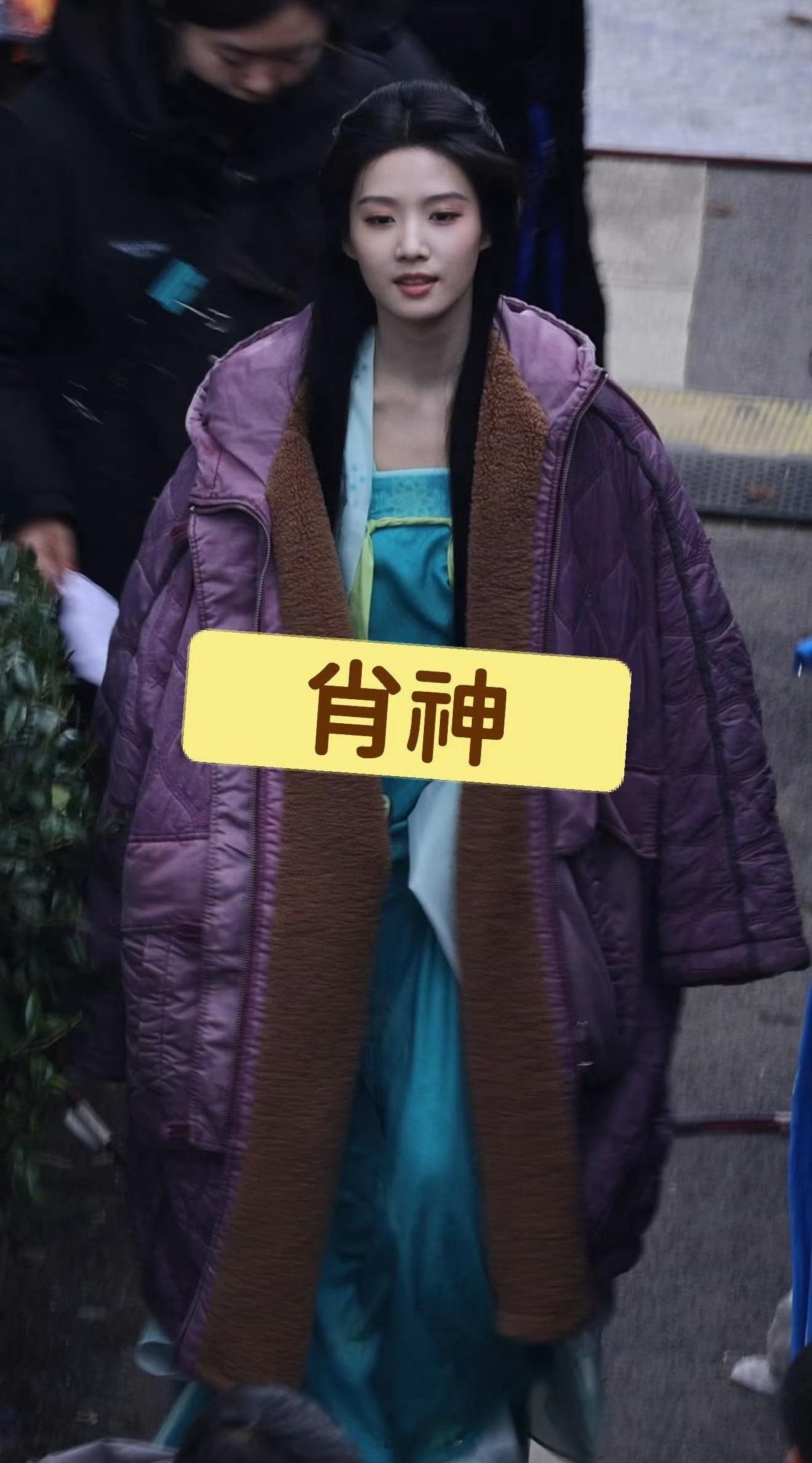 承认吧这样真的不普，瘦了之后各种角度都很能打