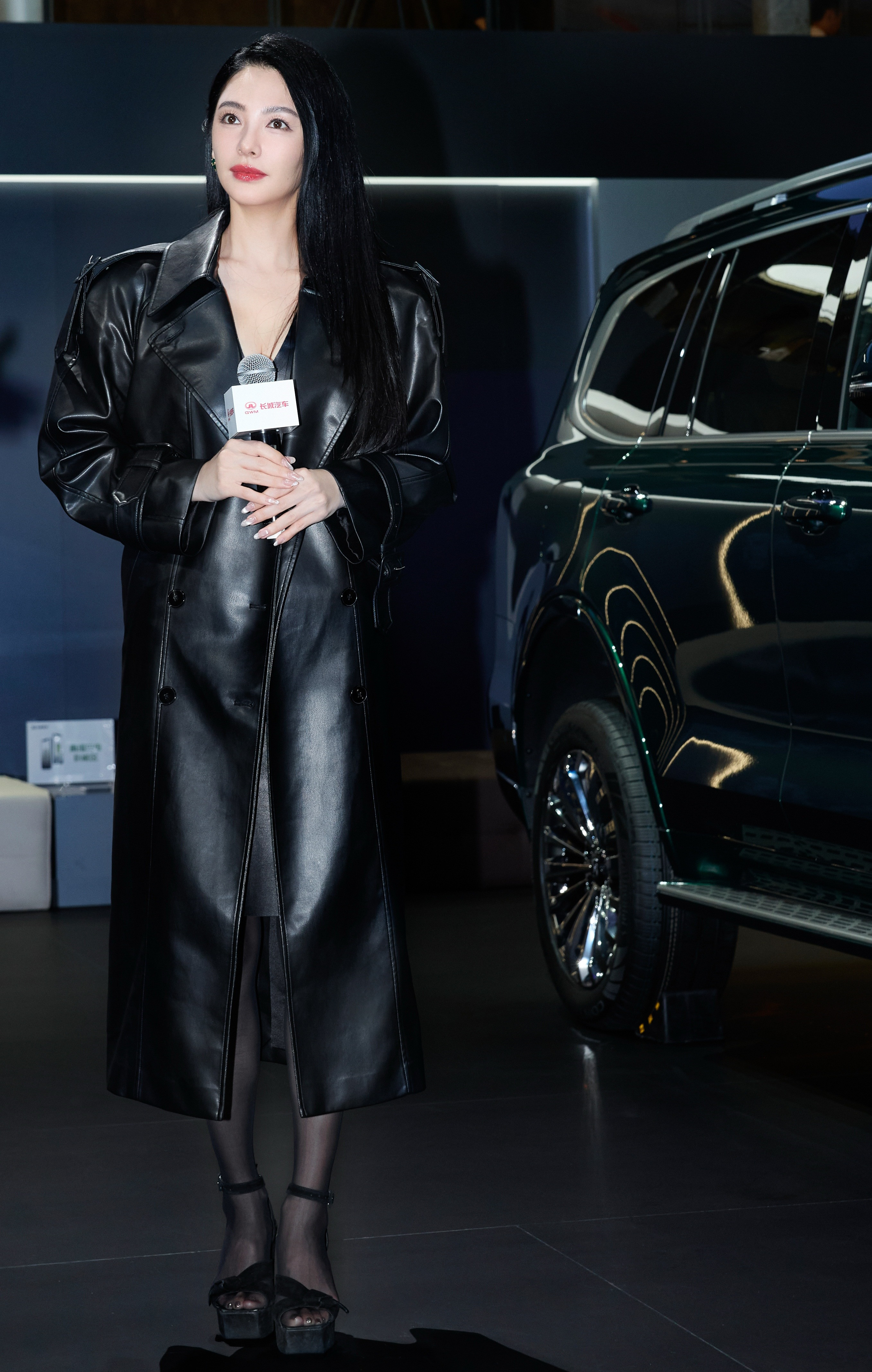 张雨绮疑似辟谣怀孕张雨绮性感黑丝高跟