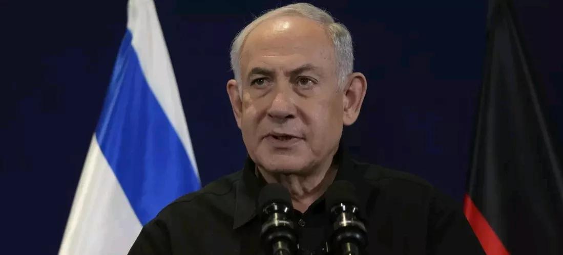 半岛电视台报道，当地时间1日，在正式向总统赫尔佐格提交赦免申请后，以色列总理内塔