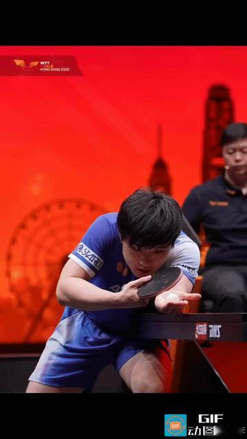 张本智和在赛场上虽然狂傲、喊叫，但他心里始终清楚和致敬最强者，他采访多次表达自己