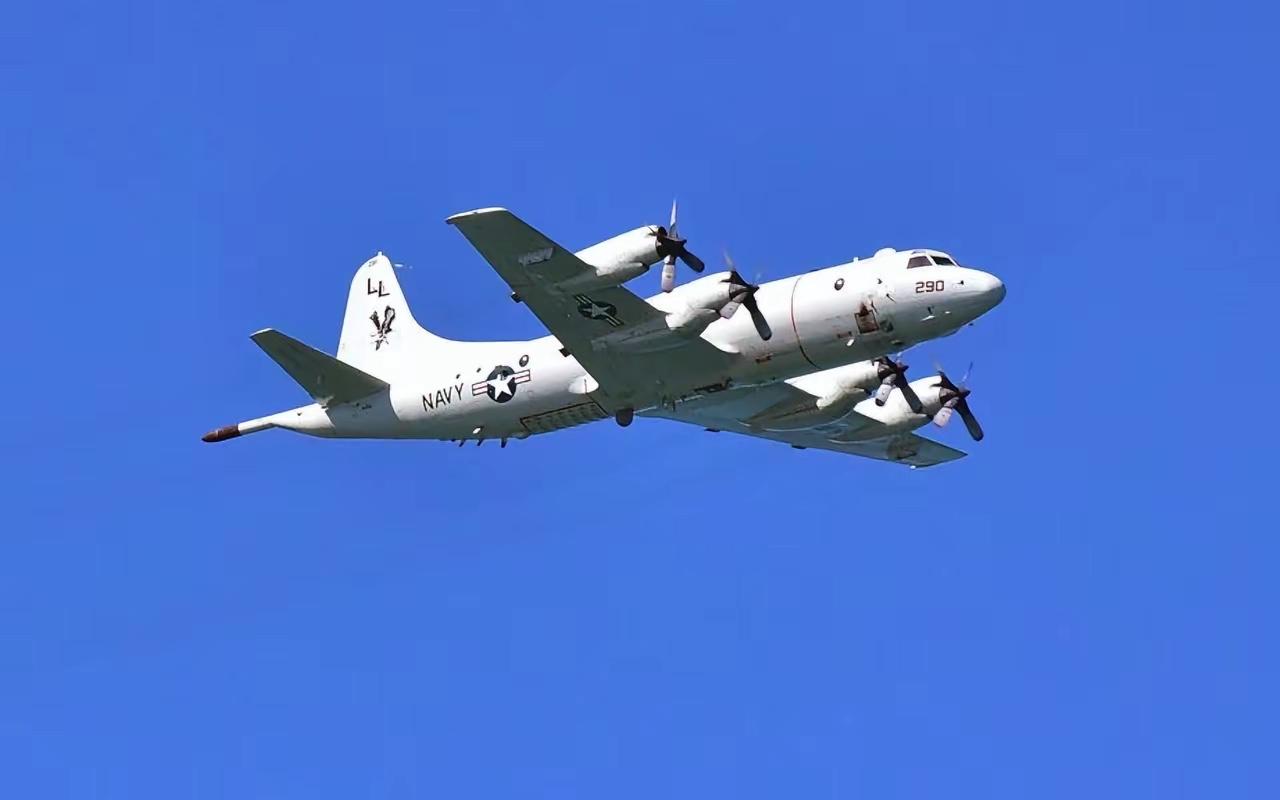 这两天新西兰的反潜飞机，日本的舰艇都在我国门口晃来晃去，日本的舰艇，甚至进入了台