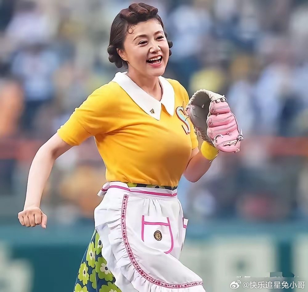 当年迷倒郭富城的藤原纪香，55岁模样大变，美人何必永远停在20岁！​