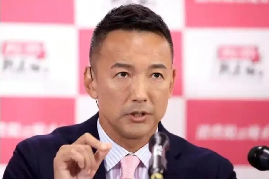 12月2日，香港《南华早报》报道:“日本议员山本太郎公开警告，若介入台海冲突，东