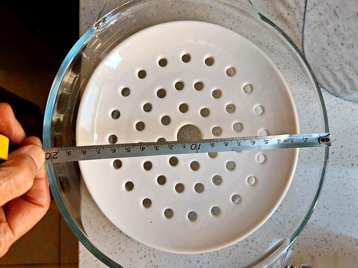 我家大轩，加班到半夜回家，还要自己做口热乎饭吃。我以为他要叮叮当当搞半天，结果