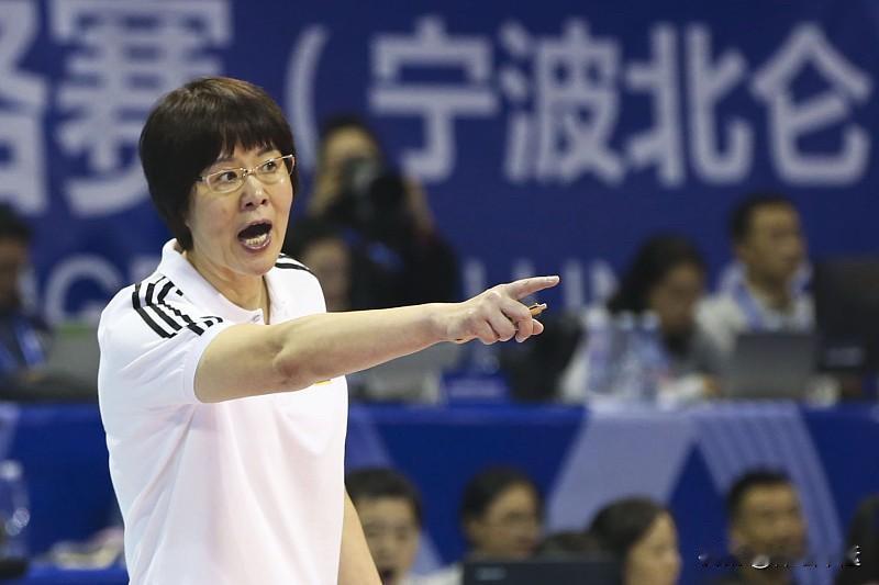 🔥🔥中国女排历史上一共夺得十次三大赛（世界杯、世锦赛、奥运会）冠军，五人九次