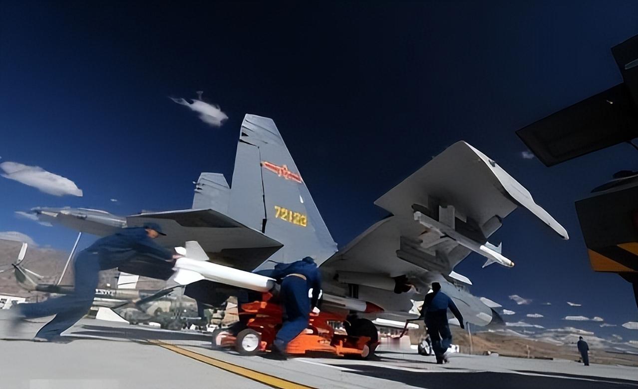 歼-20明明更强。但对付美军的总是歼-11。更贵的战机不是没有。可升空拦