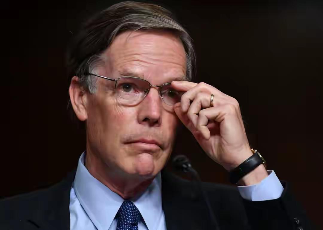 扎心真相！美前驻华大使泼冷水：高看印度？再等40年！彻底打脸！美国前驻华大