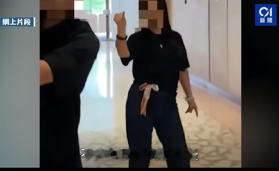 K11女店员讥讽顾客缘何犯众怒？深圳K11购物中心一女店员斥责顾客“穷逛