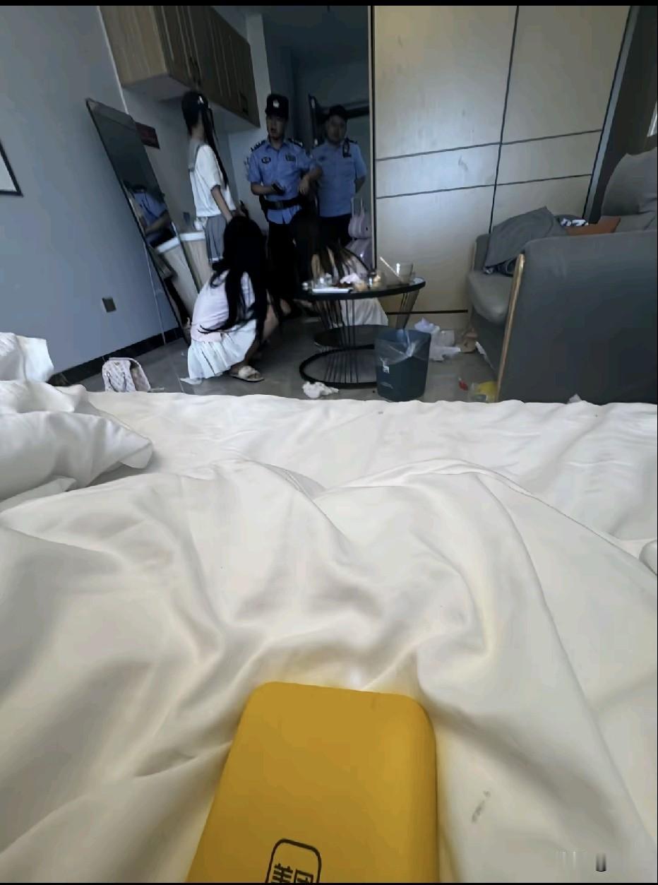 这是干嘛了，没看懂