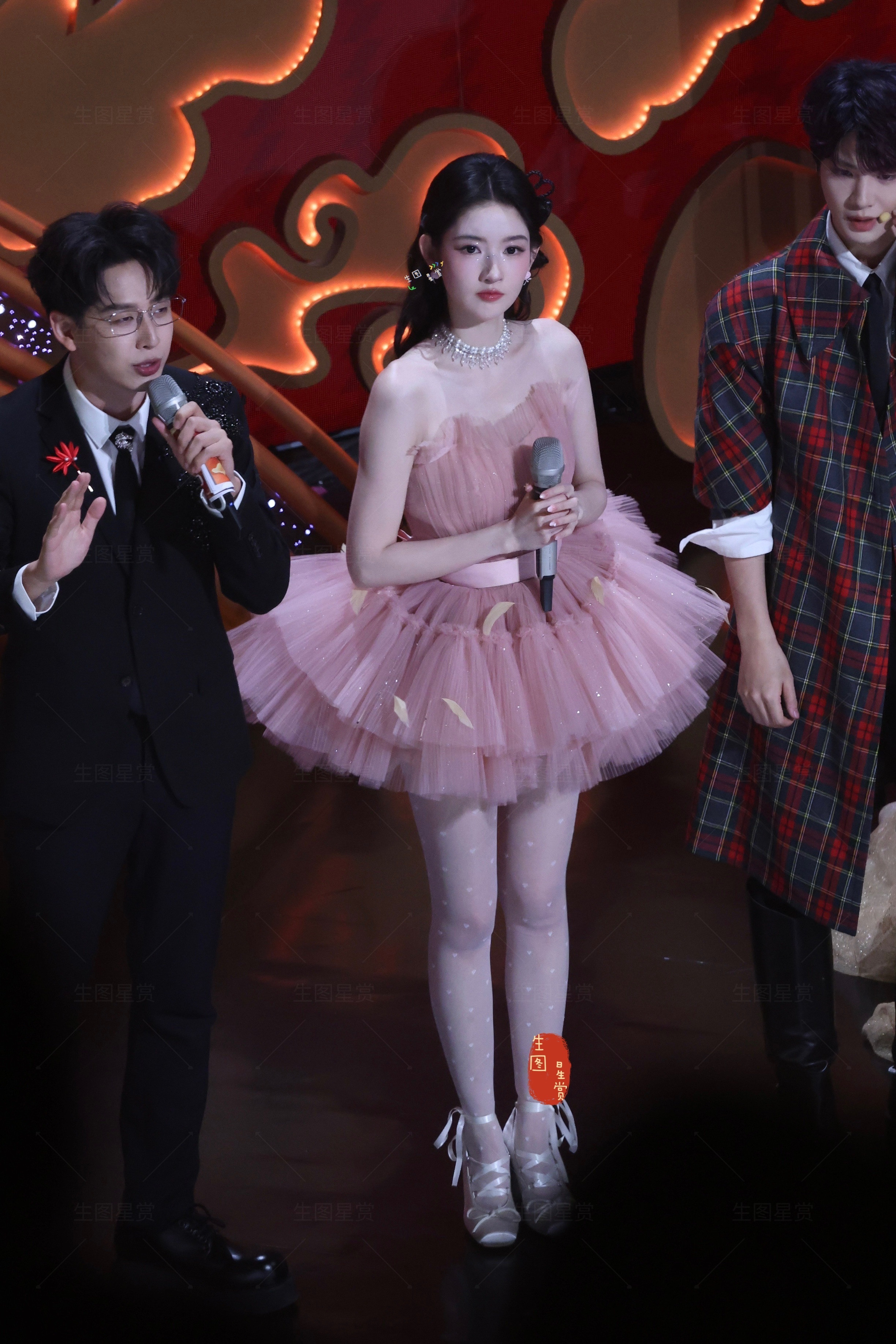 王玉雯湖南卫视春晚舞台表演不愧是北舞严选，脸蛋和身材都超绝🩰王玉雯神女cos王