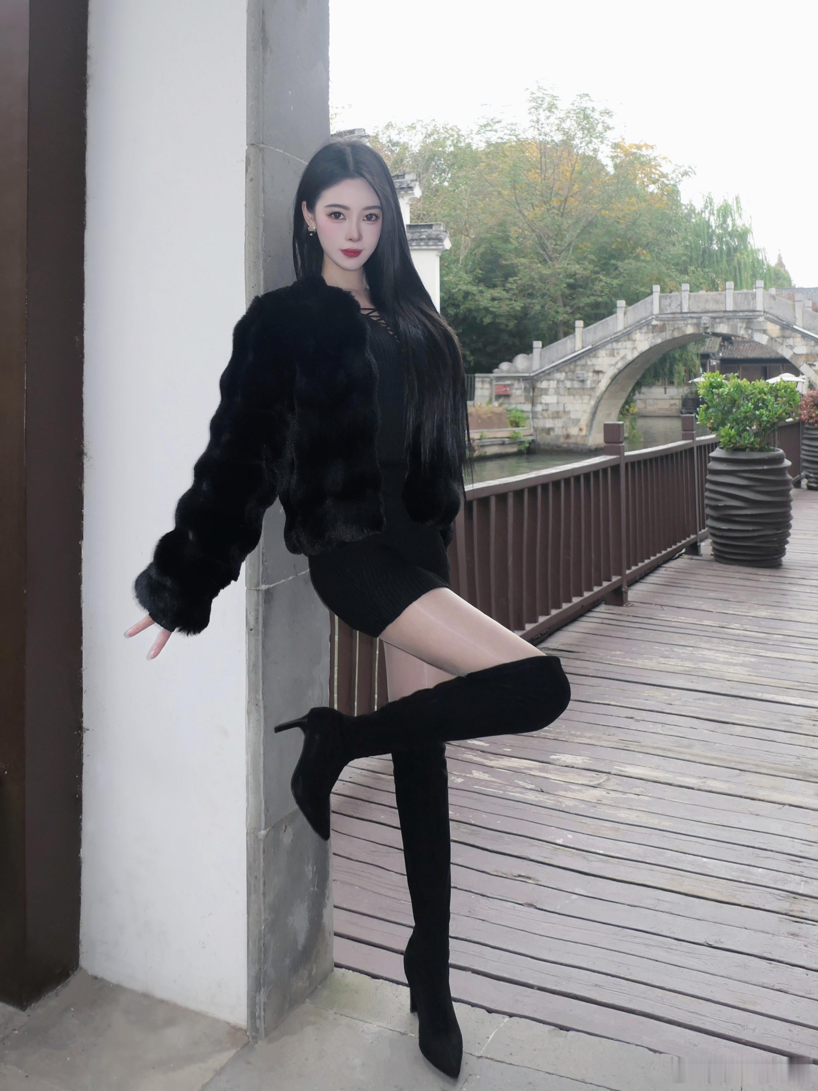 在这个落叶像雪的季节🍂