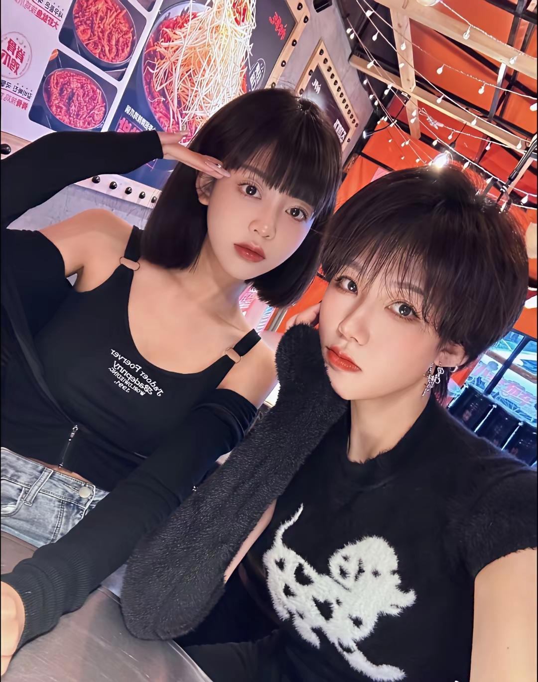司晓迪一化妆，确实让人神魂颠倒的，看看那双媚眼，杀伤力太强了。司晓迪碰瓷鹿晗司