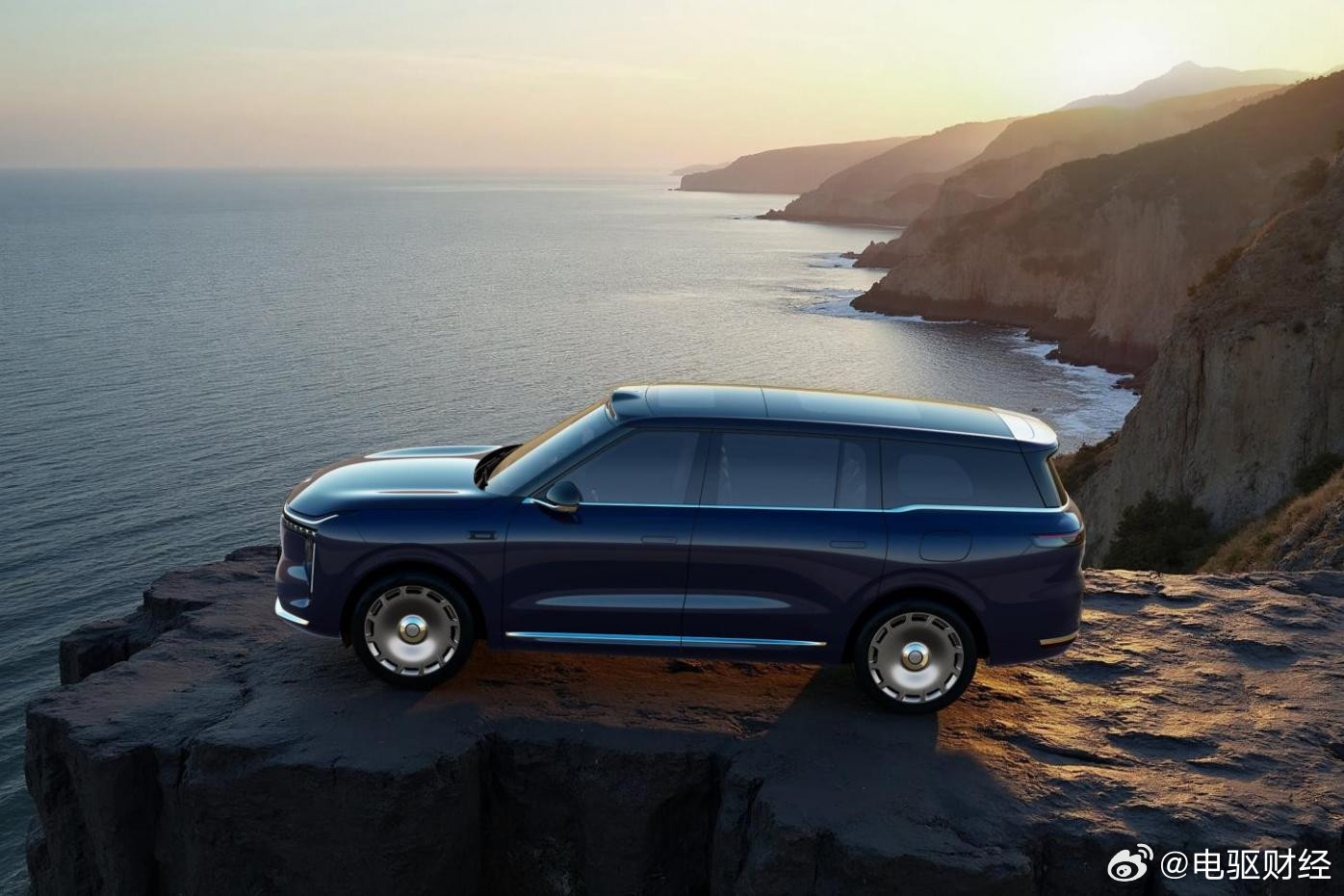 上汽旗舰·智己LS9正式开启预售，颠覆30万级大六座SUV格局11月4日，上汽旗