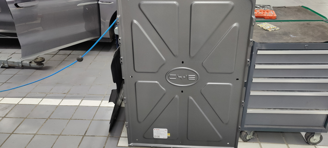 2023冠军高压油箱今天去4儿子店装底盘装甲，问了下维修人员数学这个是隔离阀，