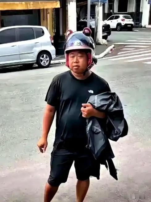 工地搬砖洗碗出身，靠打游戏一年狂赚上千万，结果刚满三十岁，反手把700多万的兰博