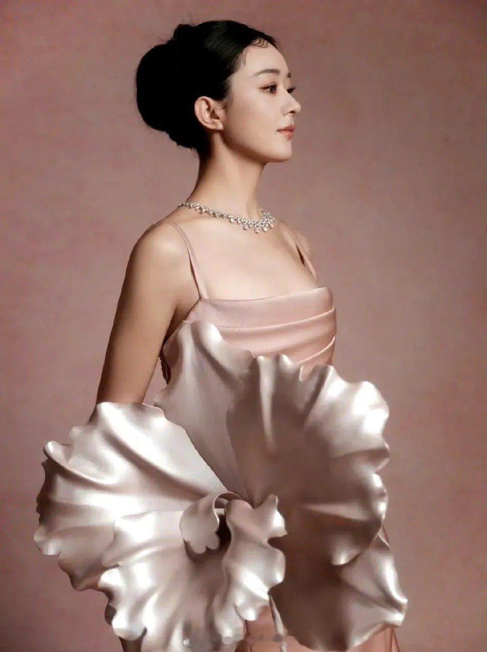 赵丽颖和宝格丽的合作非常失败？