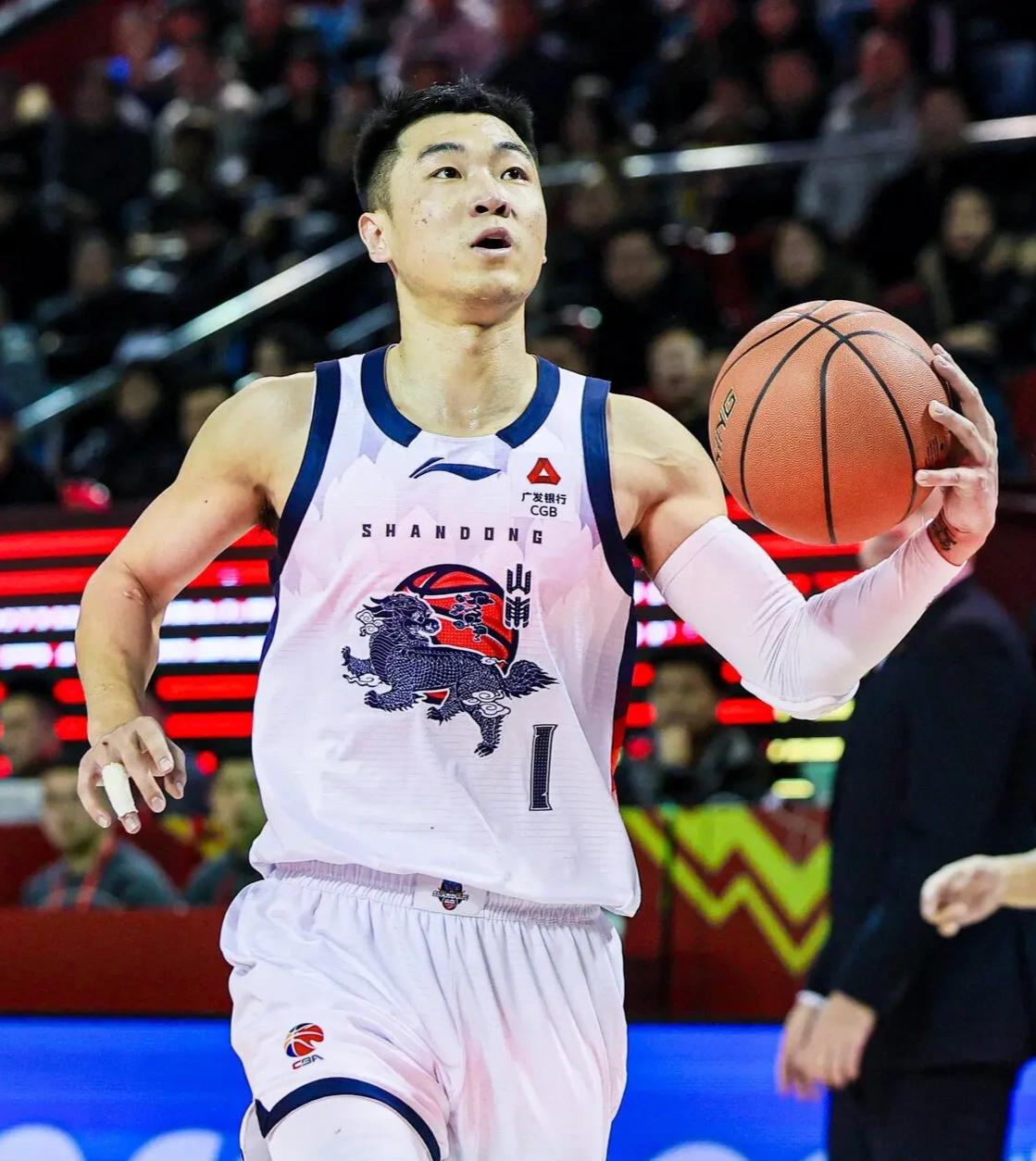 高诗岩空砍22分难救主！山东97：103惜败广厦，看看球员数据，谁尽力了？！