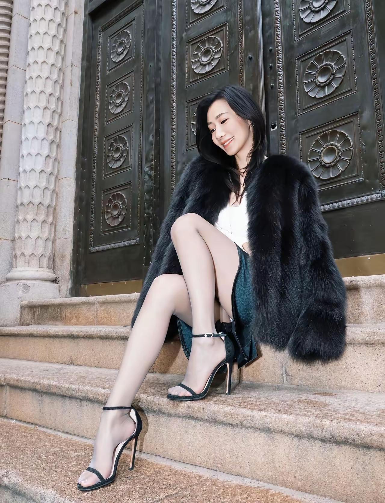 朋友的表妹相亲。本人条件如下:89年，170cm，英国金史密斯学院媒体学本科毕业