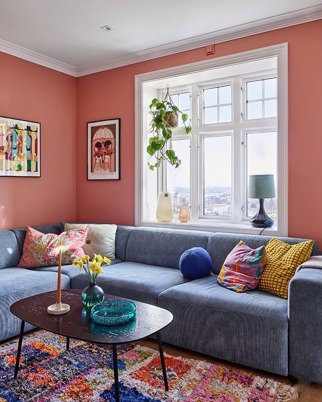 光影流转间，感受色彩带来的治愈与温柔。低调又高级的装修是什么样子的?家居