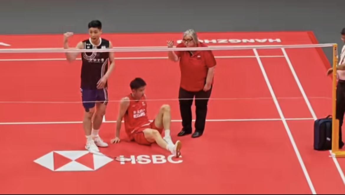 李诗沣意外受伤，这个崴脚强度看得胆颤心惊！希望只是急性崴脚，不然会花很多时间养