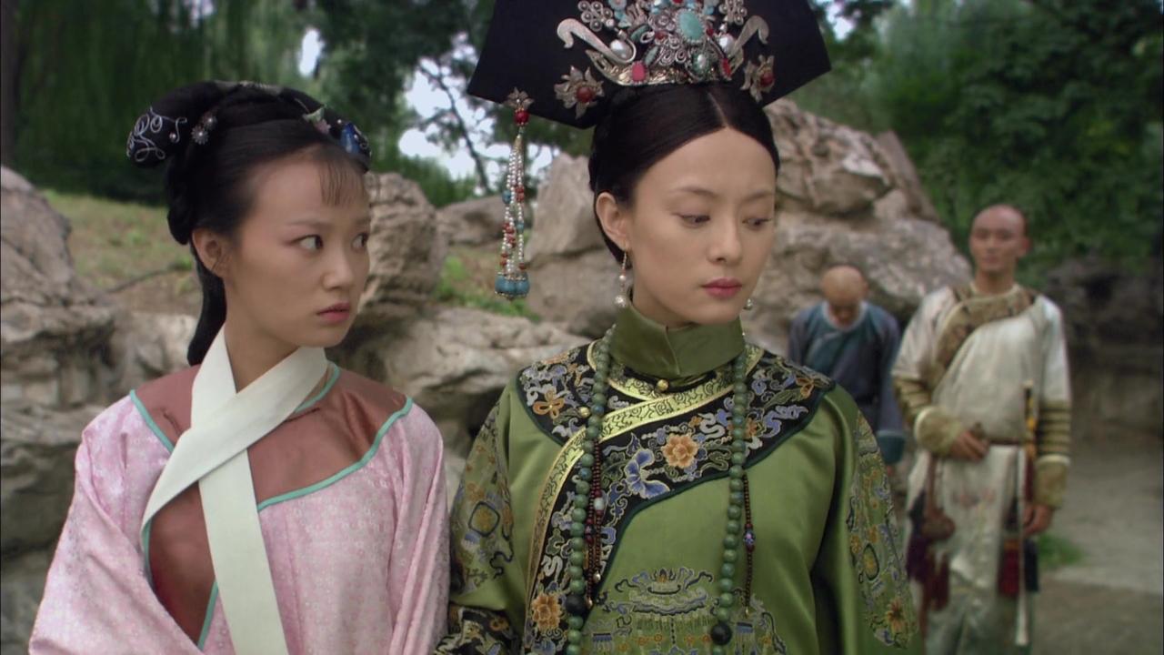 闲来无事，重温我已经看了八百回的《甄嬛传》却发现一个BUG：和端妃有仇的是华妃，