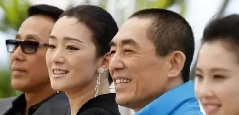 张艺谋超生被罚748万后，新画面影业悄悄注销。当年他拍《英雄》拿5亿票房