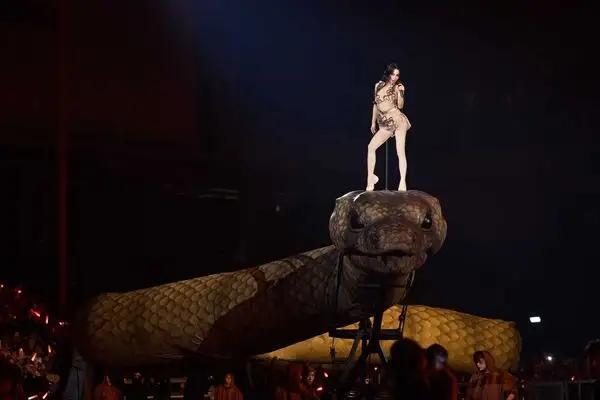 蔡依林演唱会炸裂的舞台，你们想去看吗？