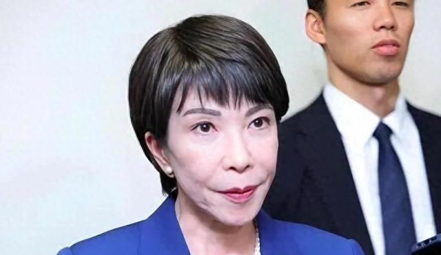 日本万万没想到，高市的“愚蠢”居然帮中国解决了两大问题！第一个，帮我们全中国人再