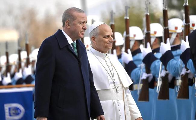 最近欧盟内部彻底乱成一锅粥，一件事直接把矛盾拉满，有人提议把俄罗斯存在欧洲的18