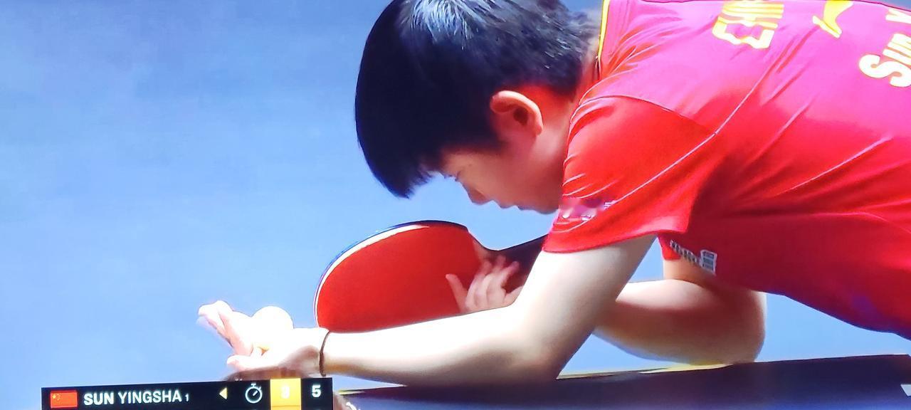 莎莎赢了！[比心][比心][比心]恭喜莎莎以4:2战胜队友同同，顺利晋级决赛。