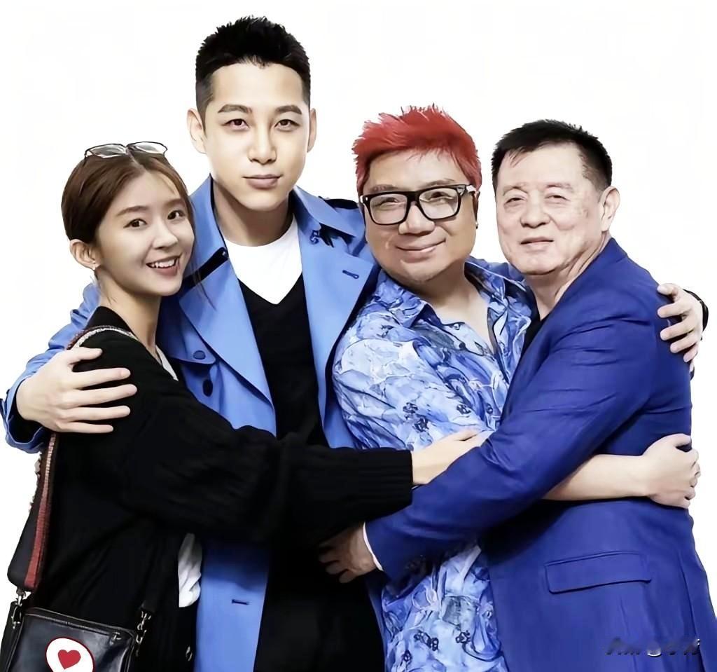 年度大戏《消失的他》这是2025年芒果娱乐田海蓉斥巨资打造的巨作由程青松…