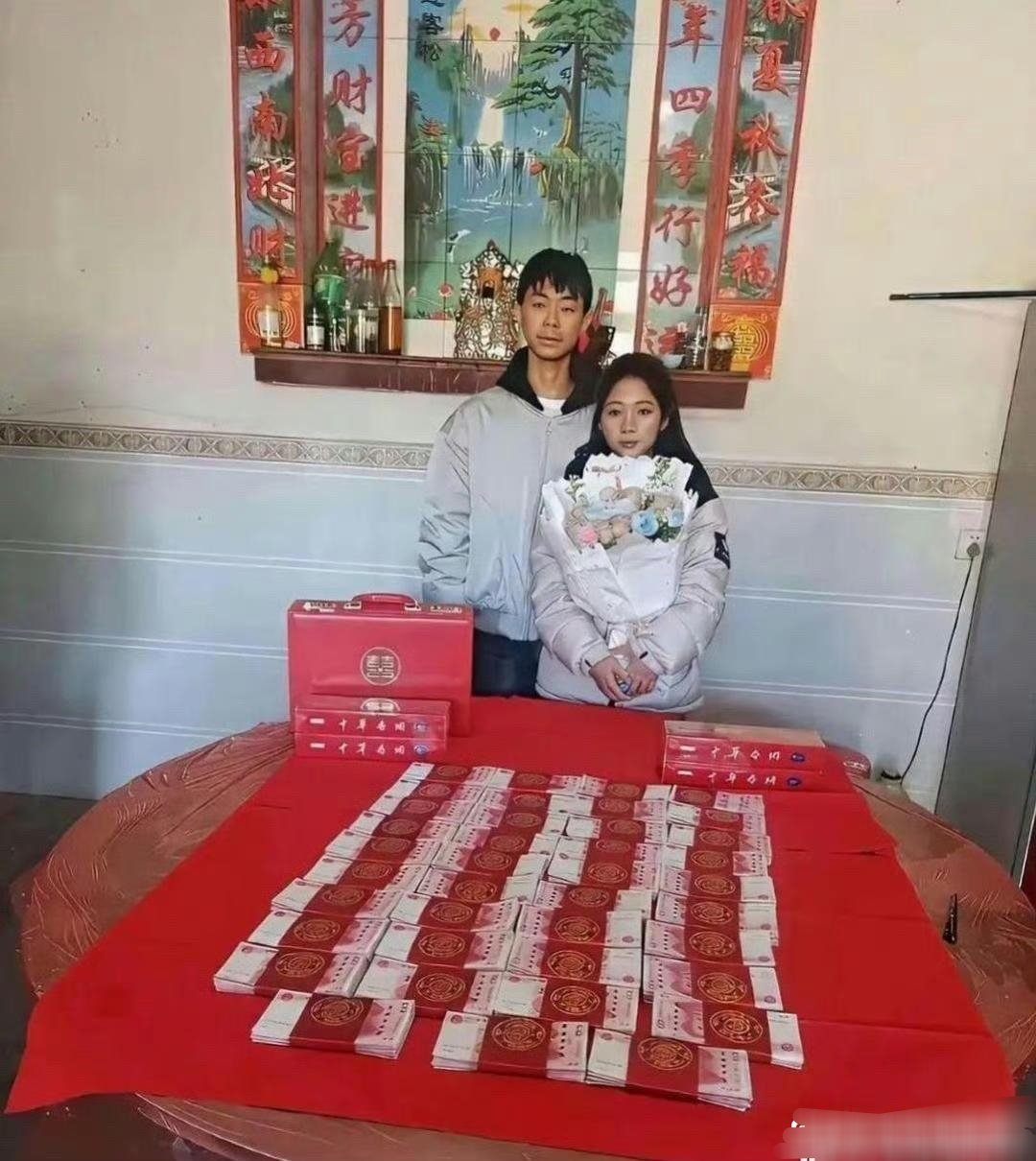 这婚定的，没有一个人是开心的。