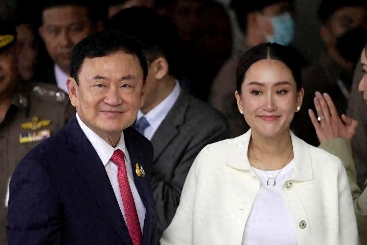 一家出了三个国家总理，最后还全被赶下台了。就这绝无仅有的魔幻一家人，现在竟然齐