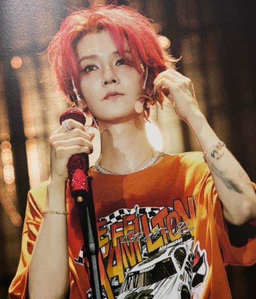 鹿晗被爆商务归零！鹿晗代言的肯德基于近期10年合约到期，并未续约，其他商务也基