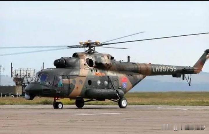 俄罗斯的“米171”通用运输直升机，现在是中国陆航装备数量最多的军用直升机。它