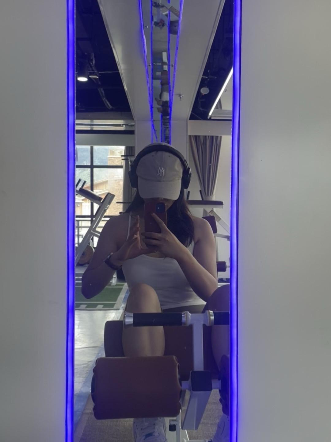 咱们说好的 真诚永远是神 是吗？