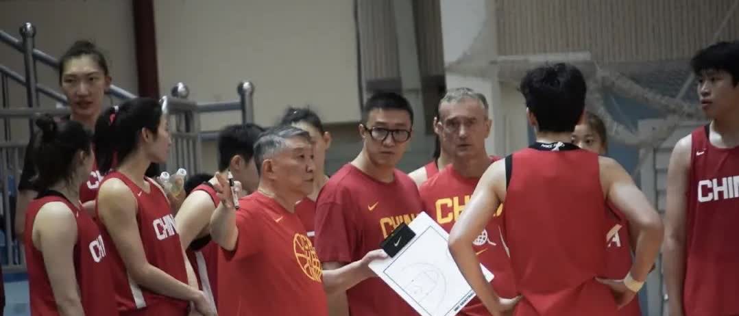 国际篮联重磅宣布，中国男篮收重大好消息，郭士强要碾压日本队随着亚洲杯和欧