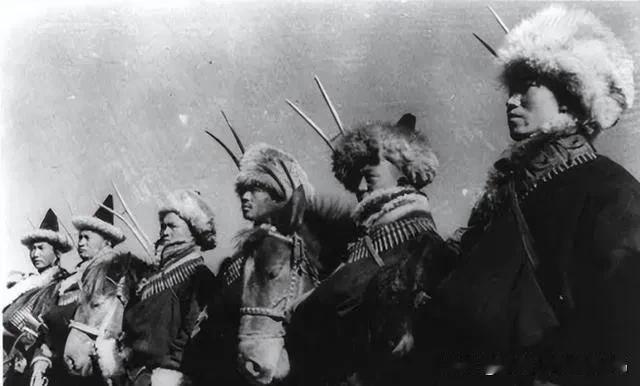 1980年，中央为已经去世的原中央编译局副局长陈昌浩补开了追悼会，让人诧异的是，