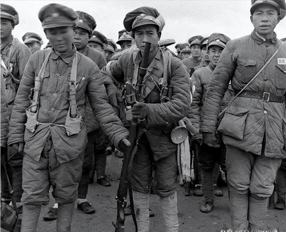 1938年3月18日上午，滕县失守，日军入侵城内，开始搜捕幸存的川军士兵，因为川