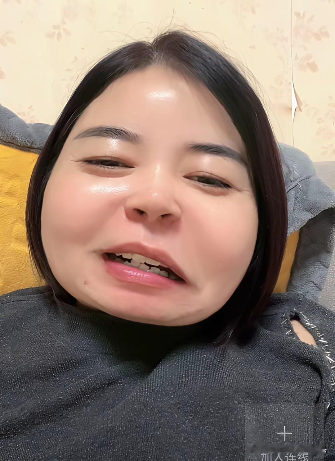 那“大饼脸斜眼”堂嫂，着实让人开了眼界。颠倒黑白、混淆是非、倒打一耙的本事，活脱