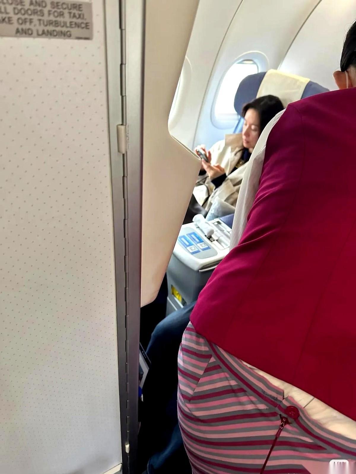 我今天算是彻底明白了，什么叫老天爷追着喂饭吃。也明白了，什么叫我们这些凡人，纯