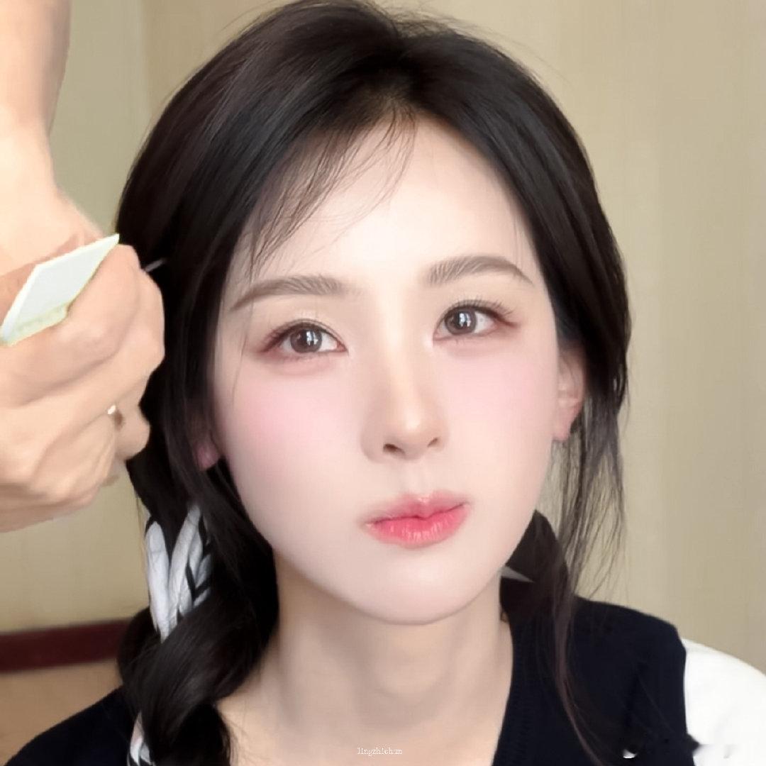 #陈都灵#人类一败兔地[墨镜]​
