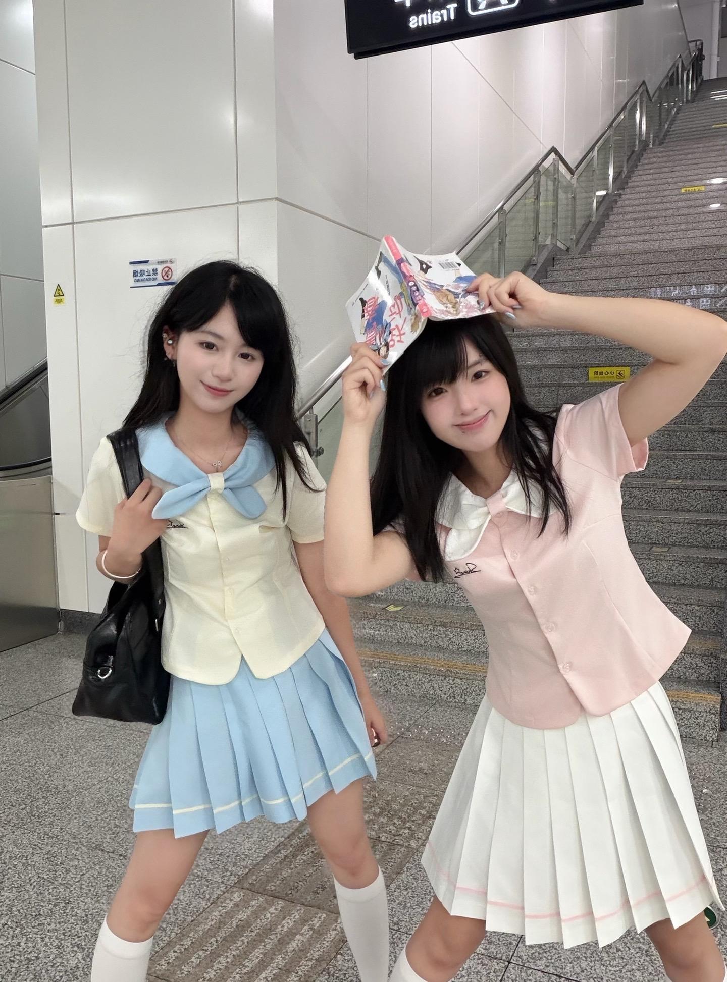 jk双子星 闺蜜jk穿搭 双人jk jk制服日常