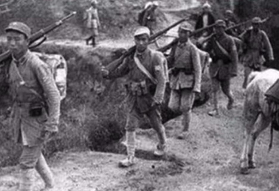 1939年，山东陵县，1700名八路军被2000多日军死死围住。子弹打光，水喝干