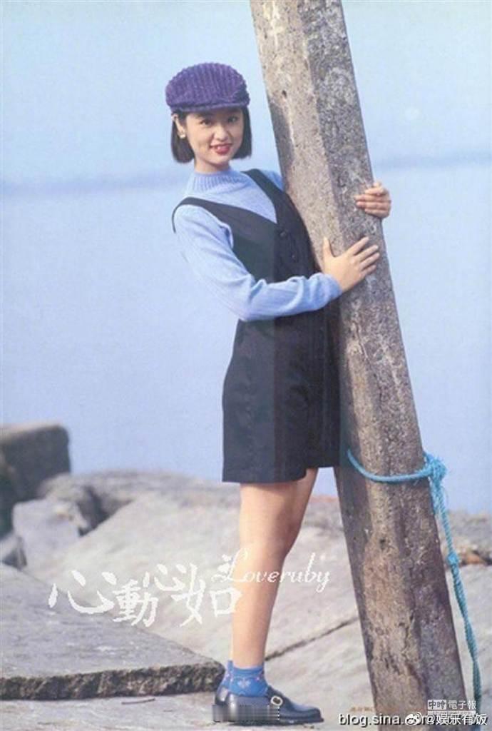 林心如高中时期模特照林心如带着女儿重游淡水，重返自己高中时期拍摄第一组平面模特