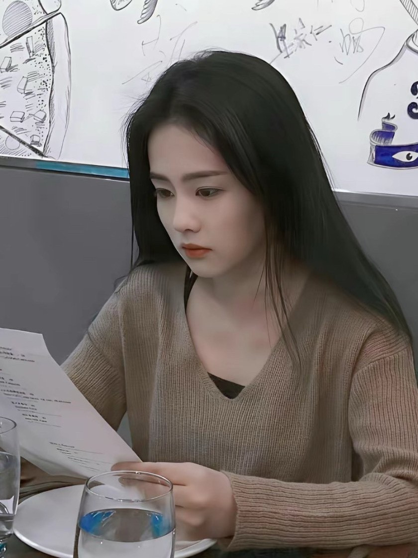 白鹿早期长这样？终于明白，演员真的很吃原生脸！