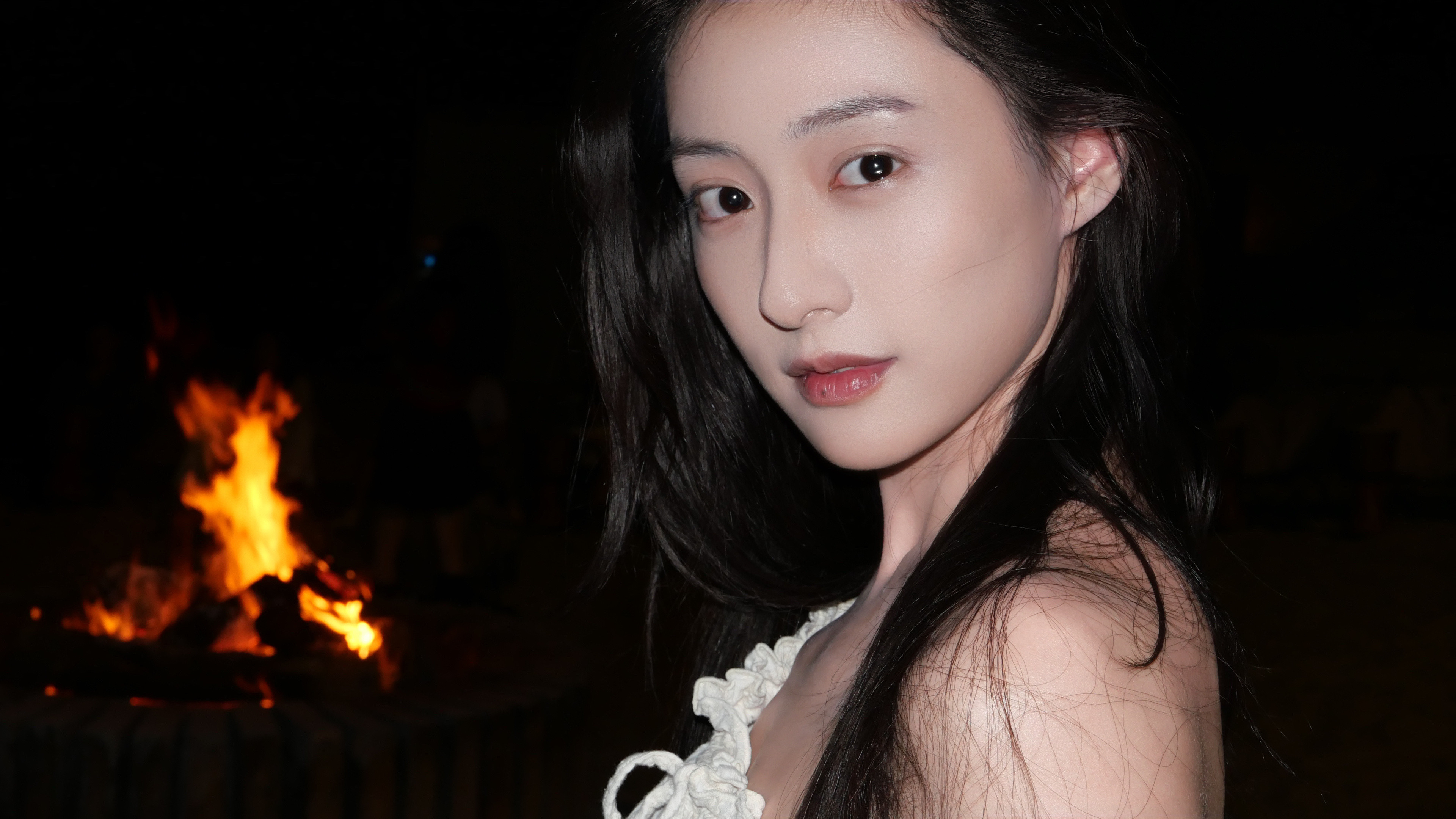 胡连馨在复制粘贴的时代，你是手写的诗