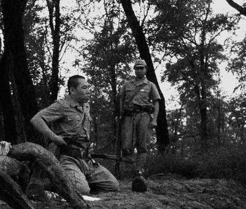 日本切腹自尽有多疼？硬生生用刀划破表皮脂肪，然后使劲割肚子里的内脏，但又不会立刻