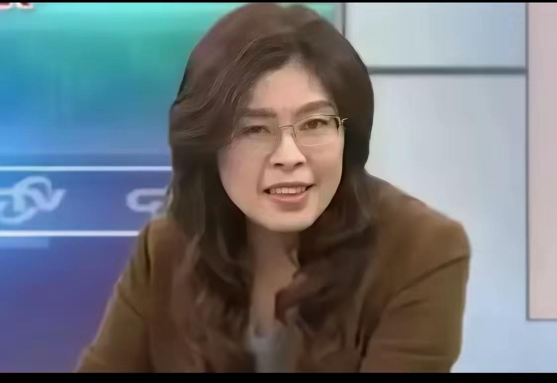 赶在坐飞机来陆前，郑丽文率先发出邀请，解放军轰6K飞抵台岛周边 她不是第一个